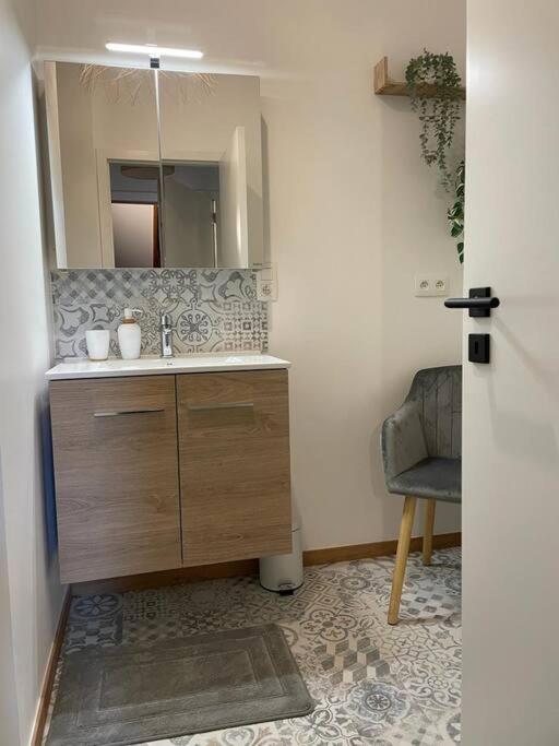 Suite 26-Appartement Au Coeur De Намюр Екстериор снимка