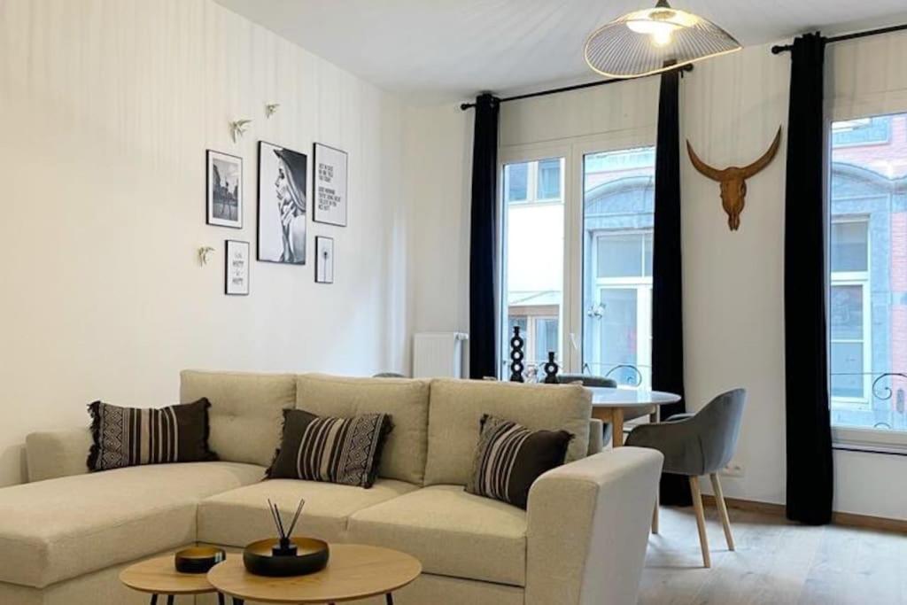 Suite 26-Appartement Au Coeur De Намюр Екстериор снимка